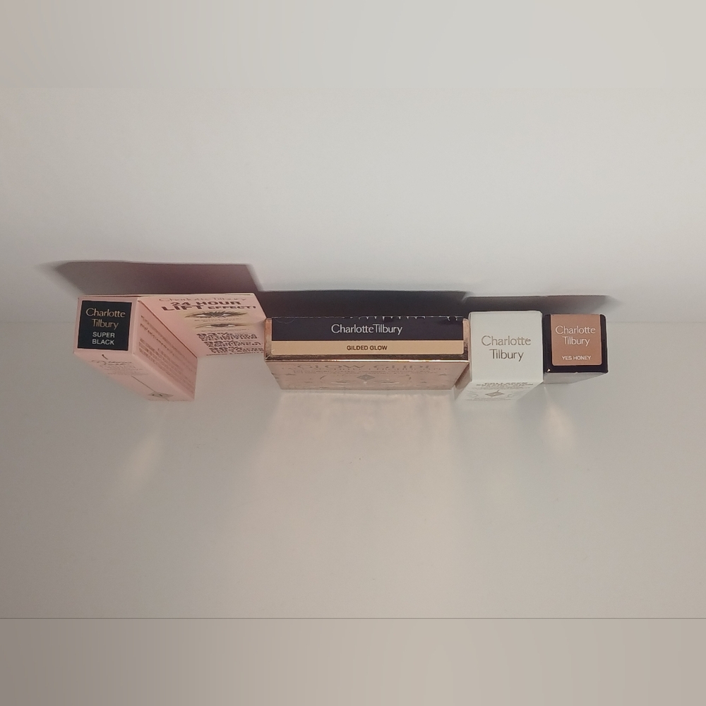 Charlotte Tilbury Bundle Of 4 Full Size - Picture 9 of 11